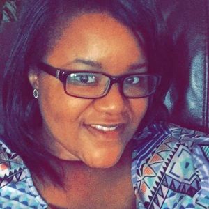 Meet your Posher, Lydia